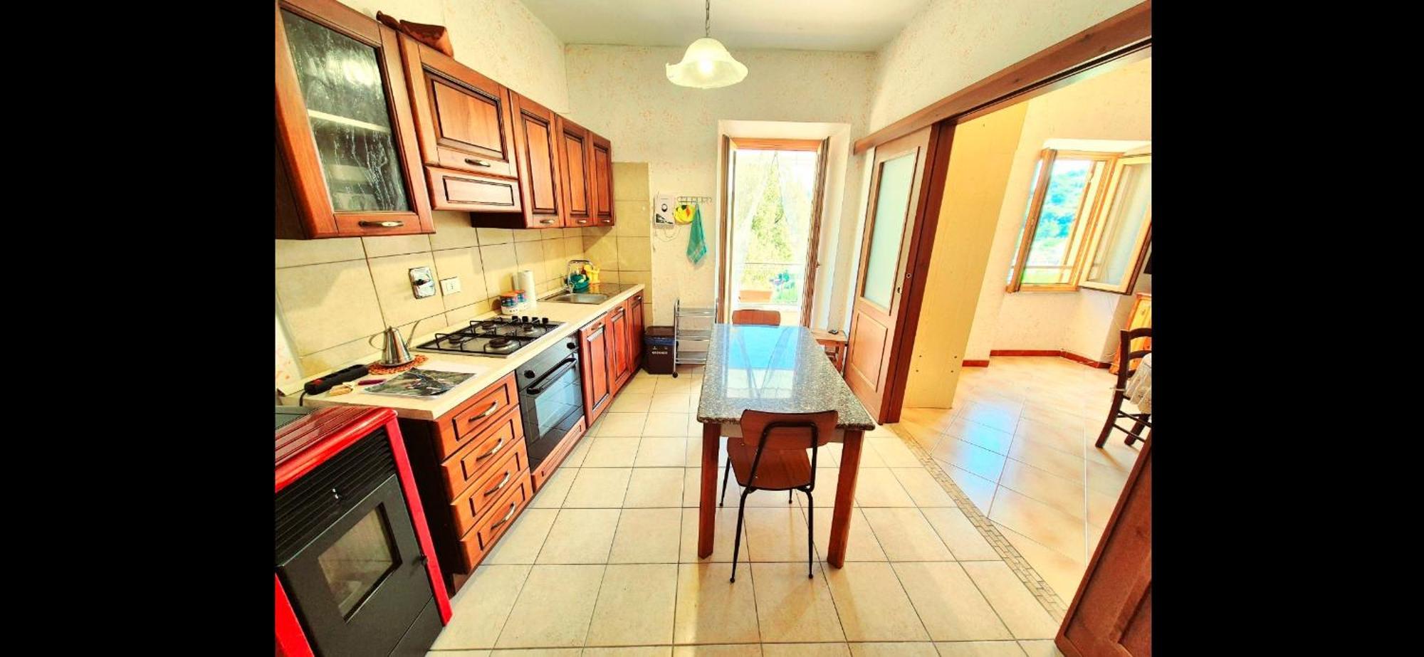 Apartmán La Casa In Piazza Toffia Exteriér fotografie