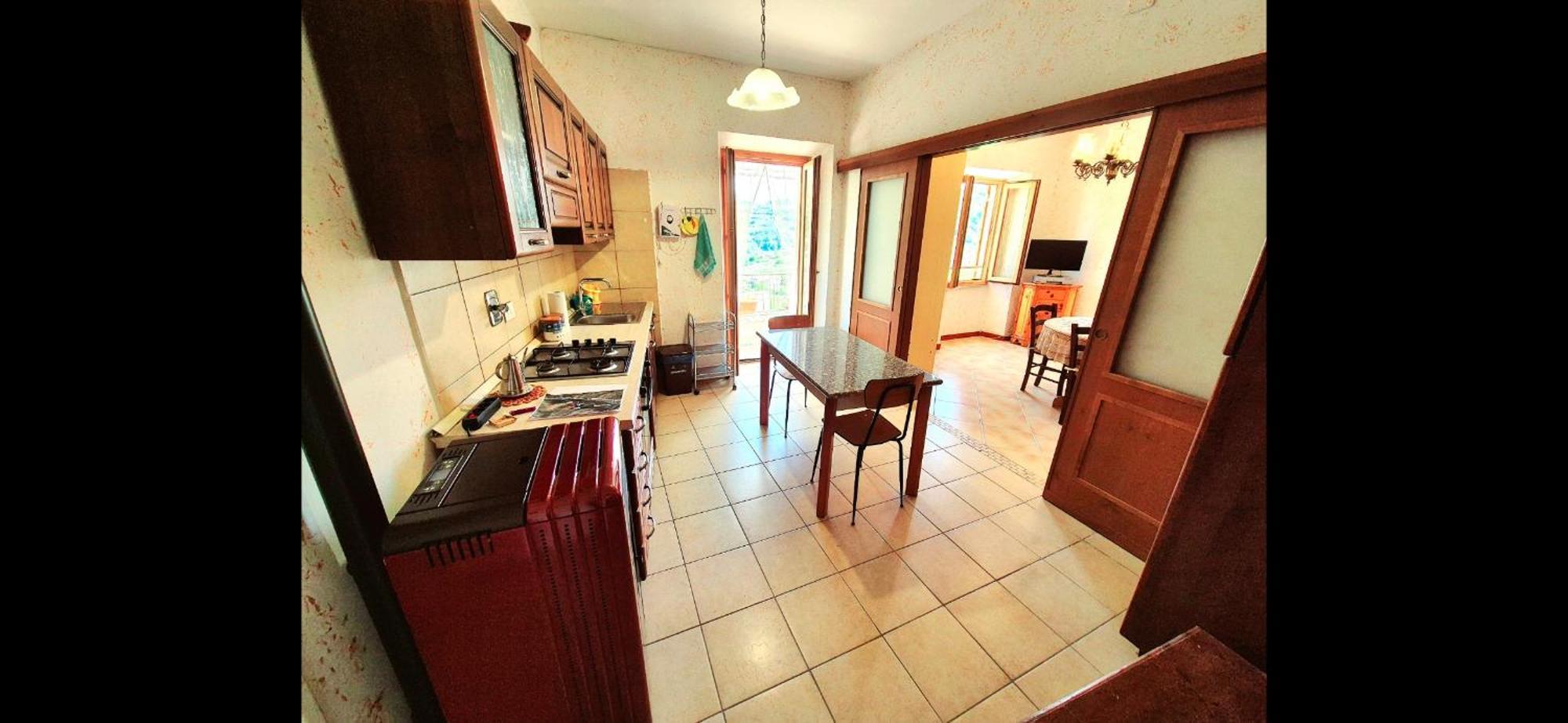 Apartmán La Casa In Piazza Toffia Exteriér fotografie